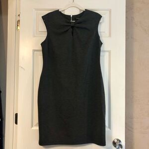 Sharagano Women’s Gray Sleeveless Keyhole Sheath Bow Dress size 14